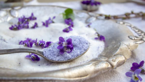 Veilchenzucker zur Veilchenhochzeit