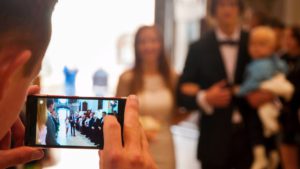 Fotoaufgaben Hochzeit Schnappschuss Handy